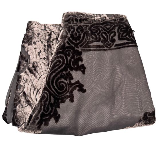 Laetitia Hecht Pants - Laetitia Hecht INEPTIE Paris Pants Womens FR 40 US 28x29 Black Silk Velvet